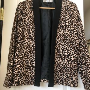 Tahari animal print Blazer